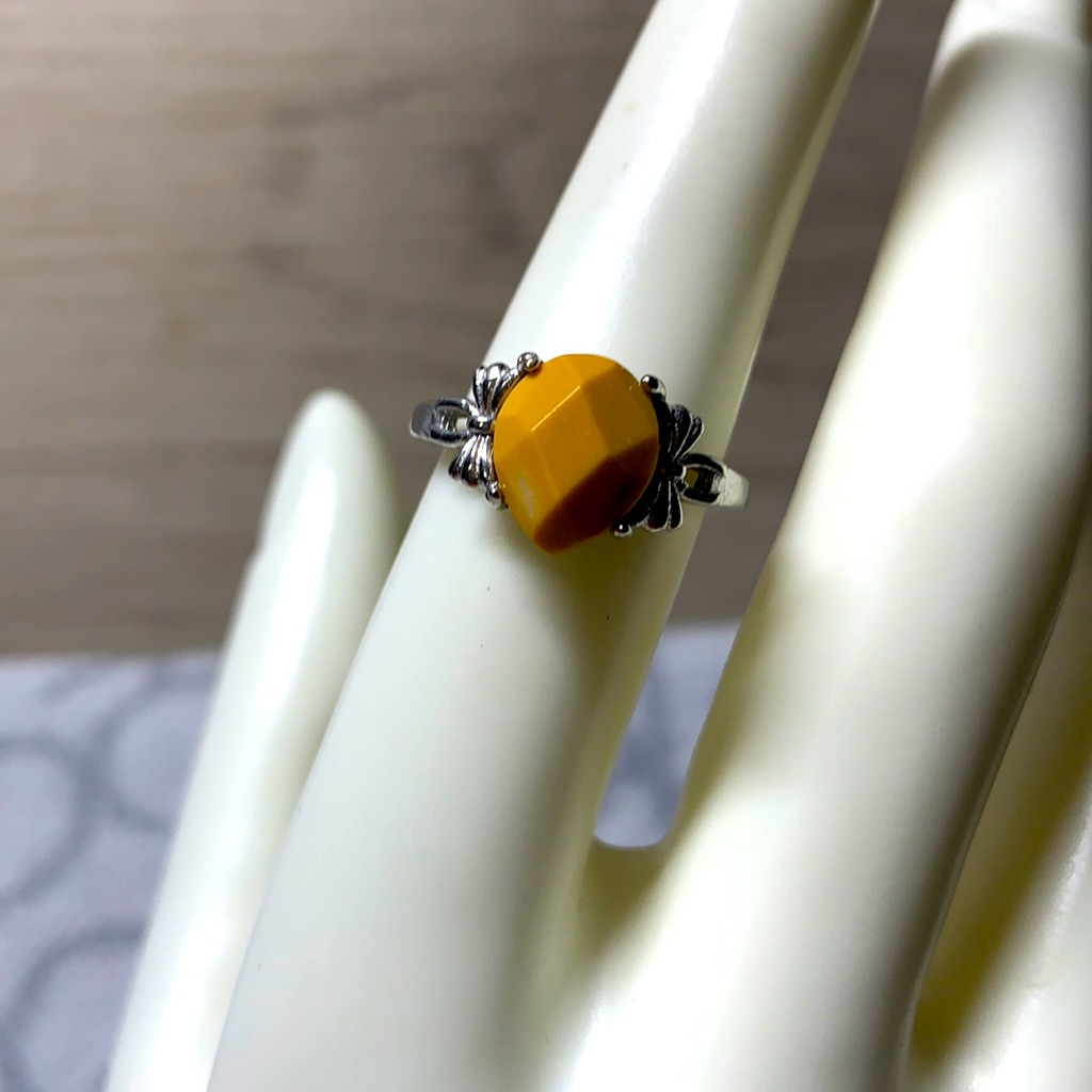 Mookite Ring